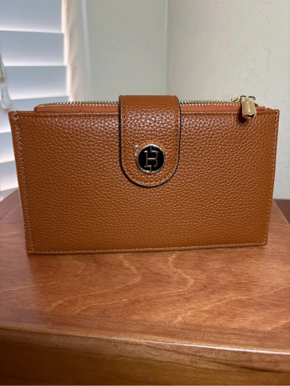 Bostanten Cognac Brown Bifold Wallet Zip Pocket Card Holder NWOT
